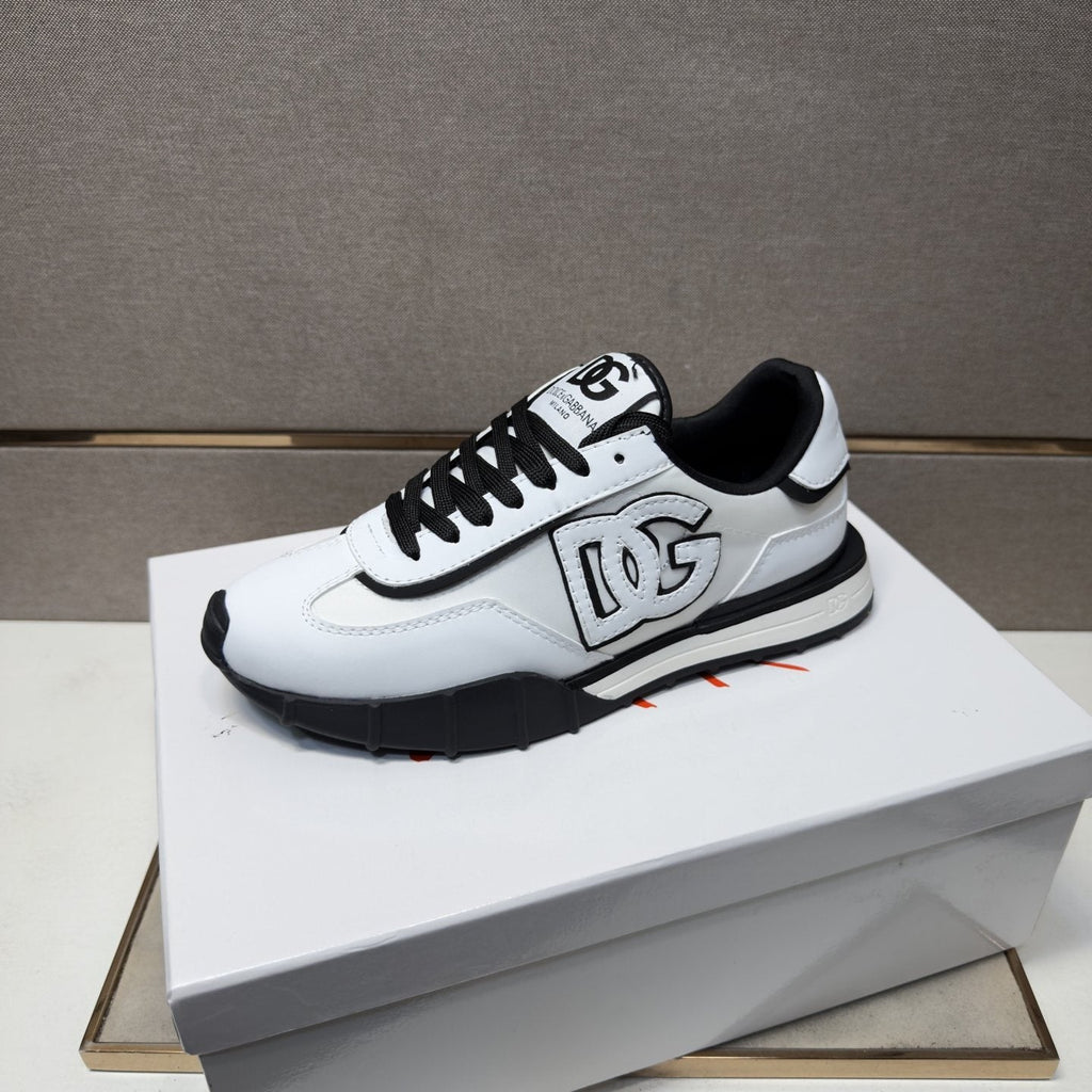 Dolce & Gabbana White DG Low-Top Sneakers — front
