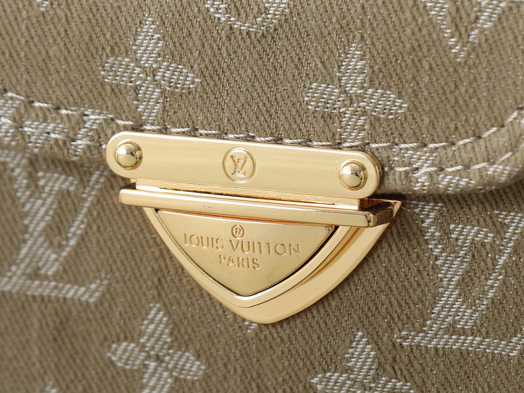Louis Vuitton Denim Rendez-Vous Baggy Shoulder Bag — detail