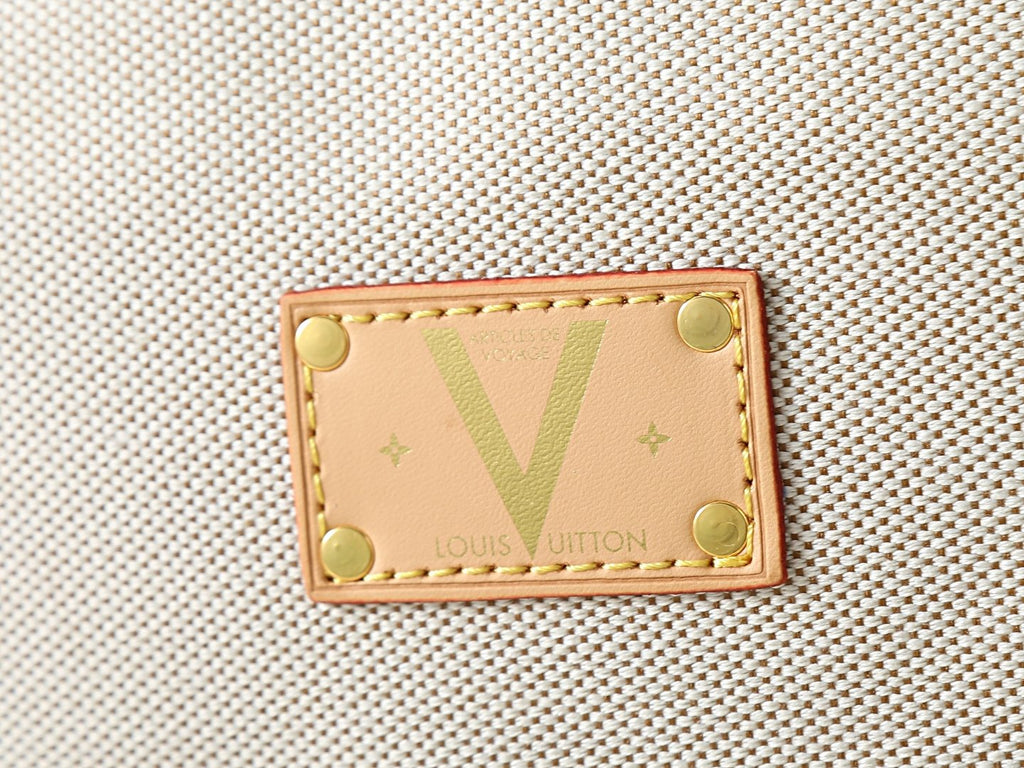 Louis Vuitton Arched Zip-Top Cosmetic Pouch — detail