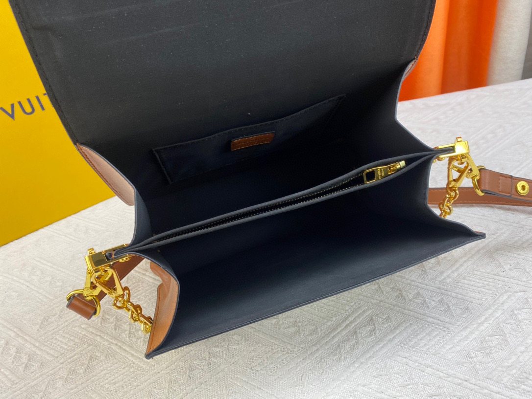 Louis Vuitton Dauphine Monogram Shoulder Bag — detail