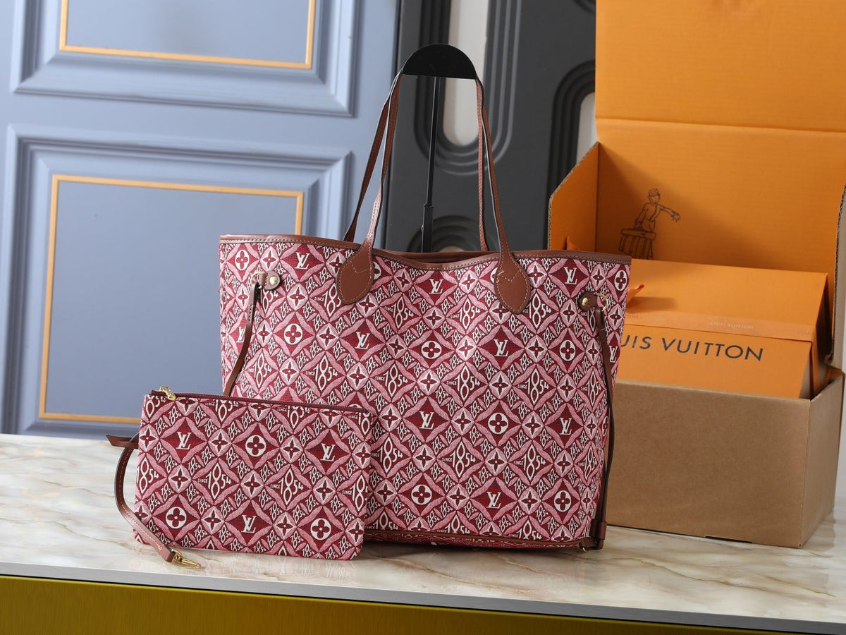 Louis Vuitton Neverfull Monogram Tote with Zip Pouch — front