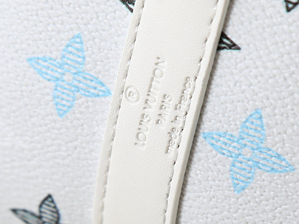 Louis Vuitton Keepall Bandoulière White Monogram Mini Duffel — detail
