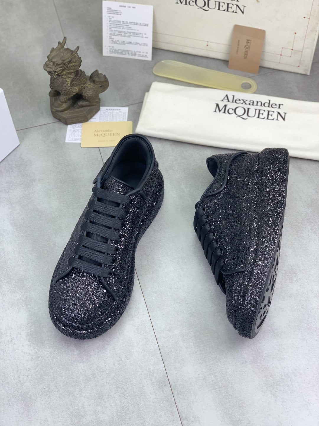 Alexander McQueen Black Glitter Low-Top Sneakers — front