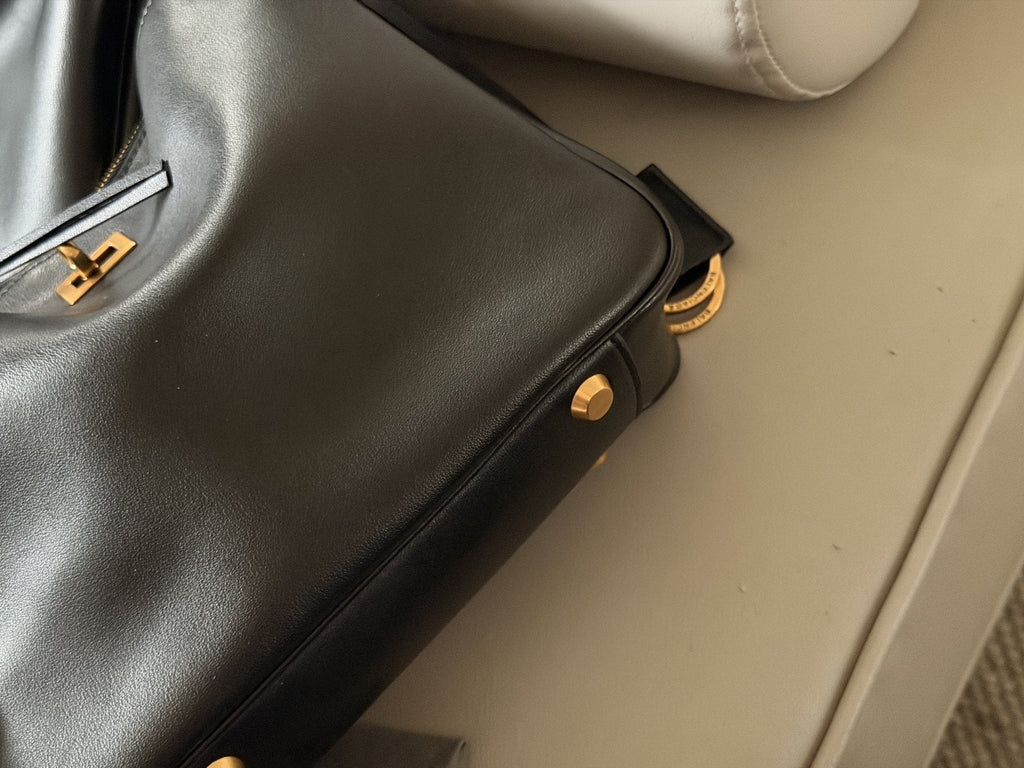 Balenciaga Rodeo Folded-Front Top-Handle Bag — detail