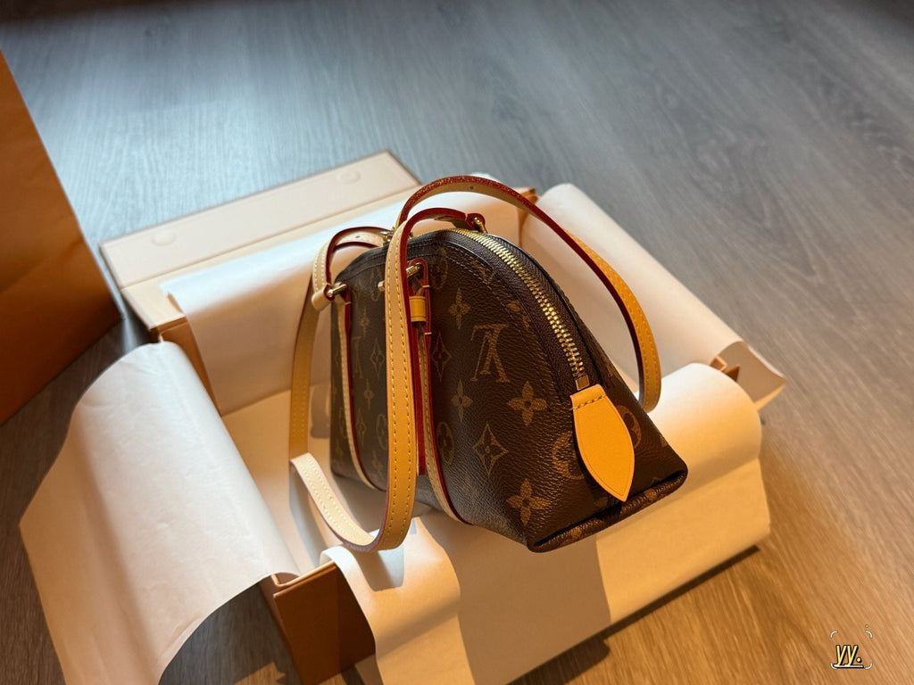 Louis Vuitton Squire East West Monogram Shoulder Bag — side