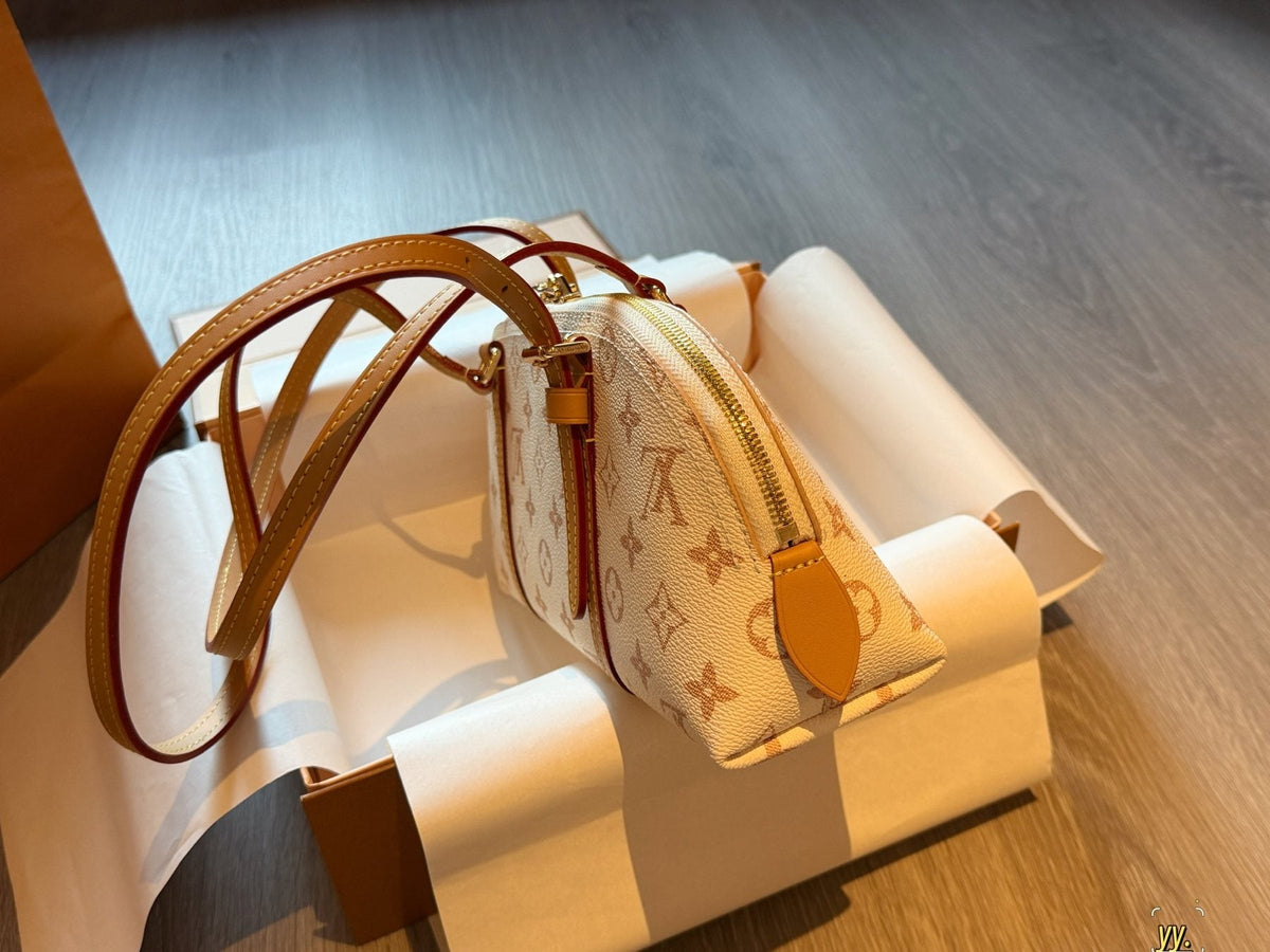 Louis Vuitton Squire East West Monogram Shoulder Bag — side