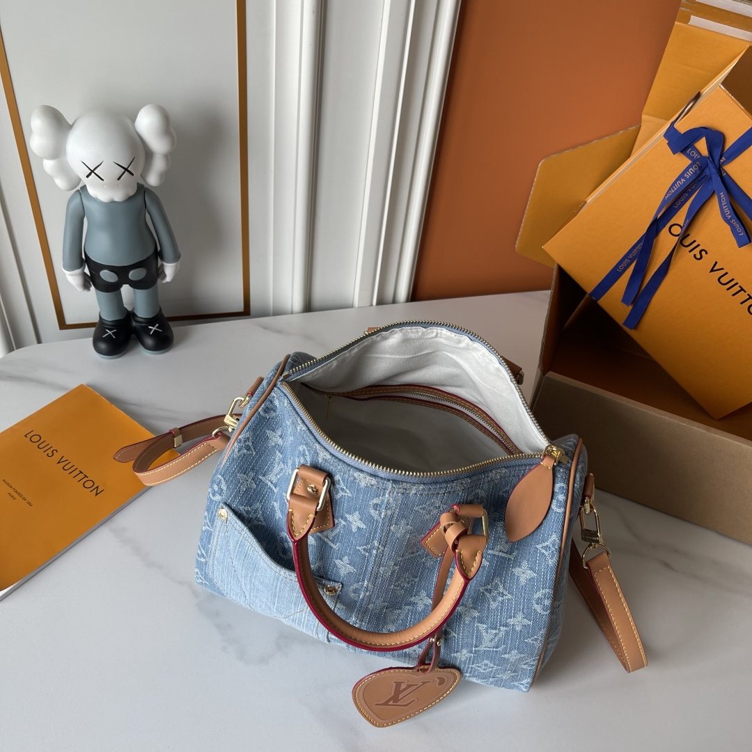 Louis Vuitton Speedy Soft Monogram Denim Handbag — detail