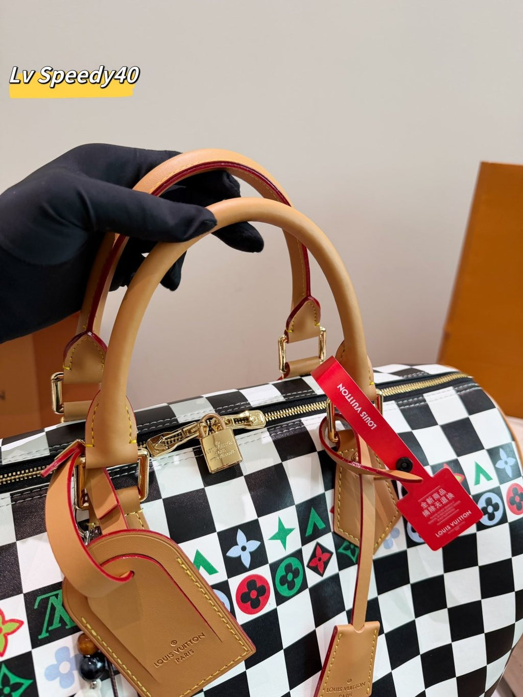 Louis Vuitton Speedy Bandoulière Zip-Top Satchel — detail