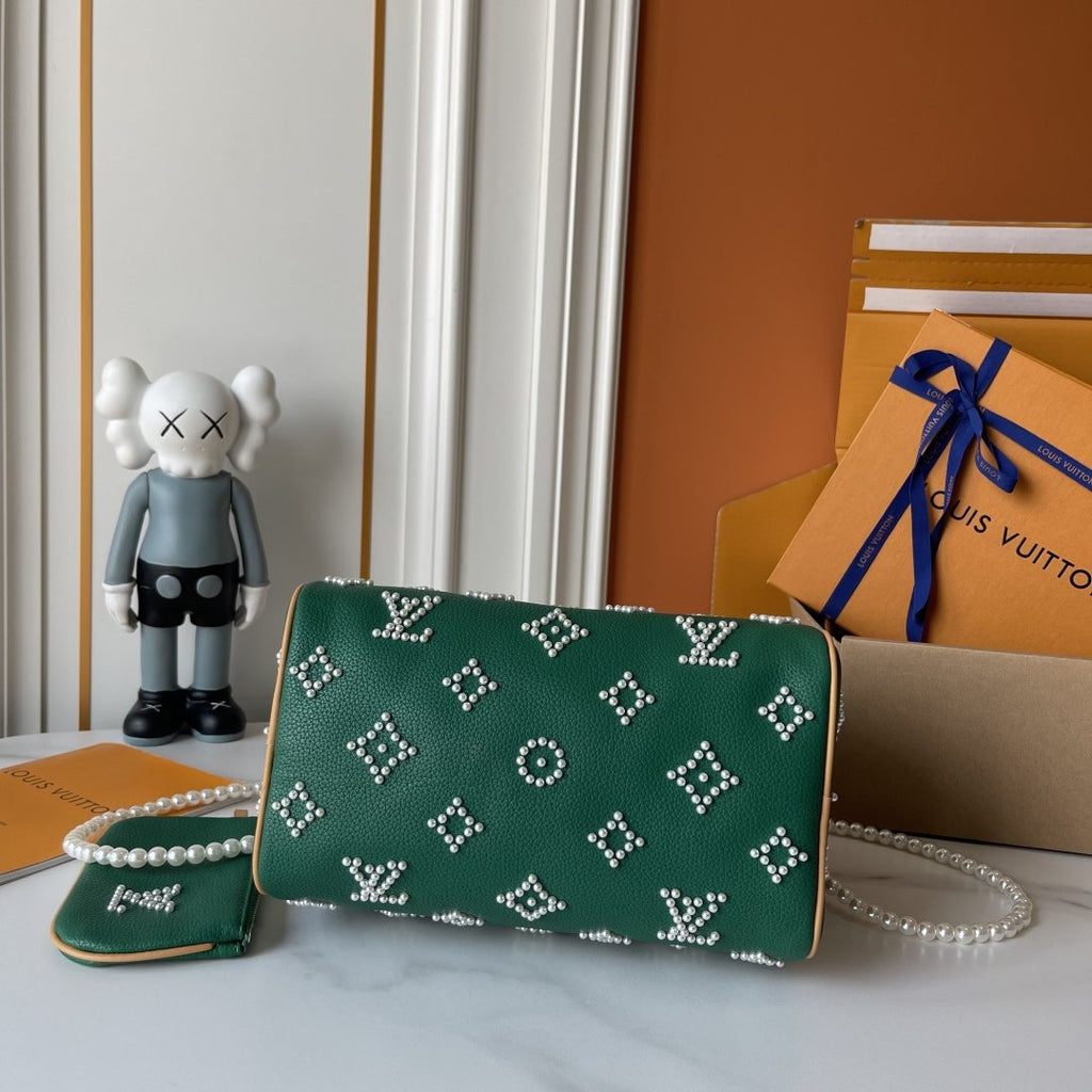 Louis Vuitton Speedy Bandoulière Pearl-Like Motif Satchel — back