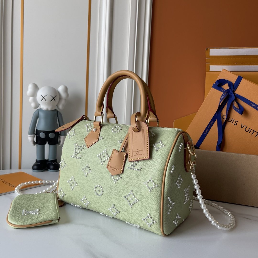 Louis Vuitton Speedy Bandoulière Pearl-Like Motif Satchel — side