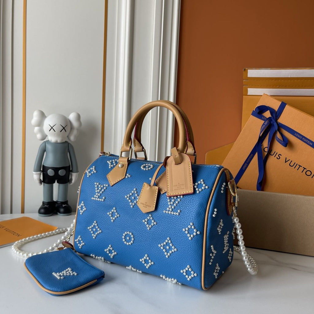 Louis Vuitton Speedy Bandoulière Pearl-Like Motif Satchel — side