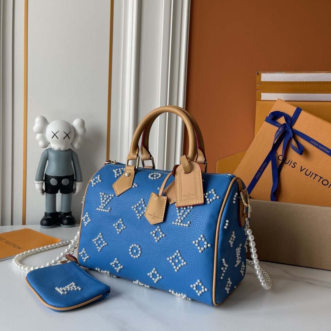 Louis Vuitton Speedy Bandoulière Pearl-Like Motif Satchel — side
