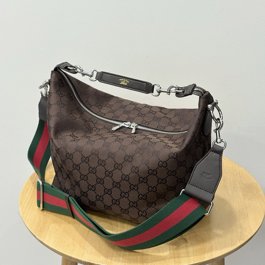 Gucci Curved-Pocket Linked-Handle Shoulder Bag — front