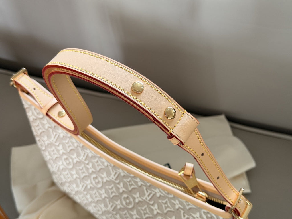Louis Vuitton Carryall Monogram Jacquard Shoulder Bag — detail