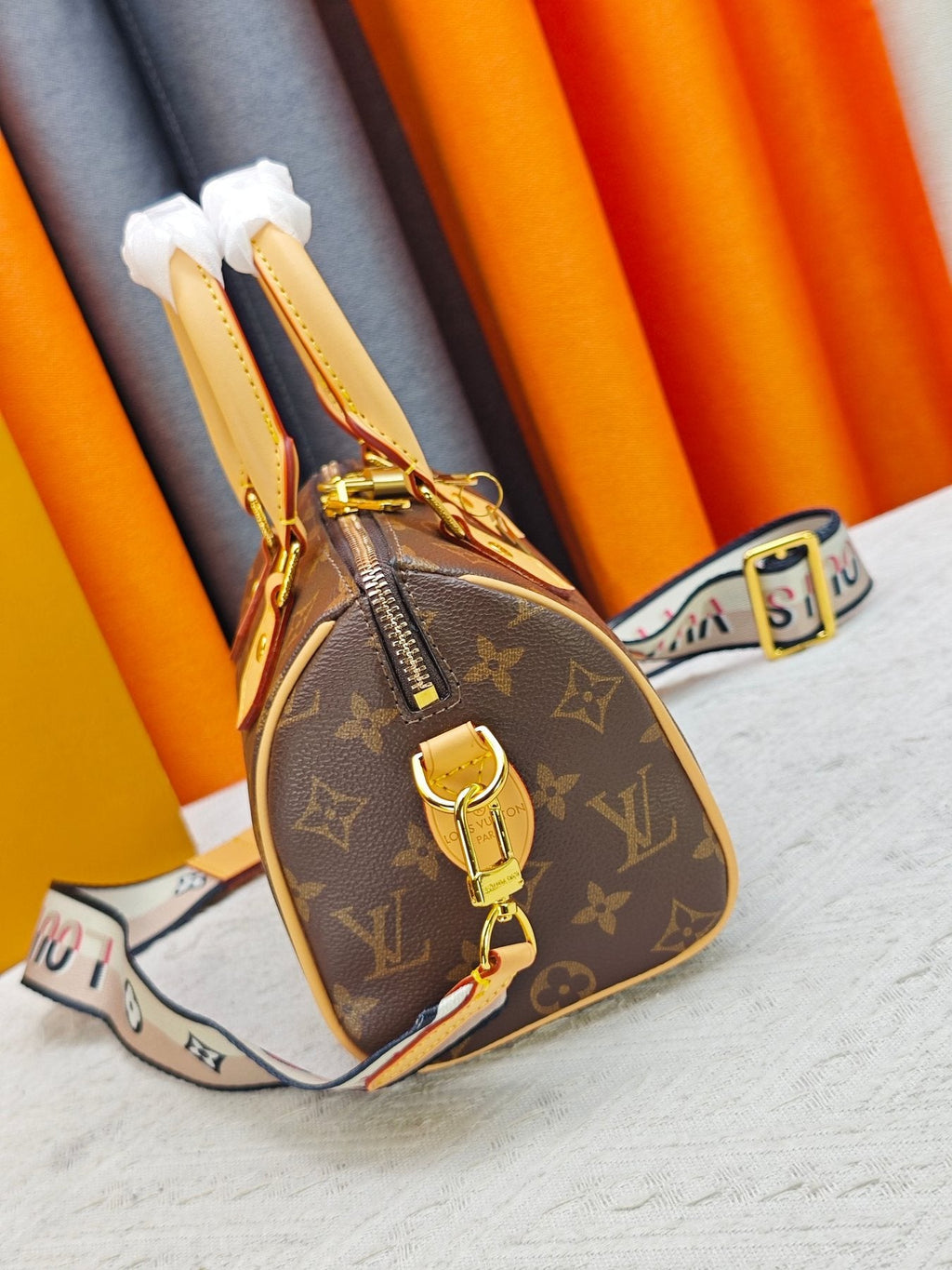 Louis Vuitton Speedy Bandoulière Monogram Bag — side