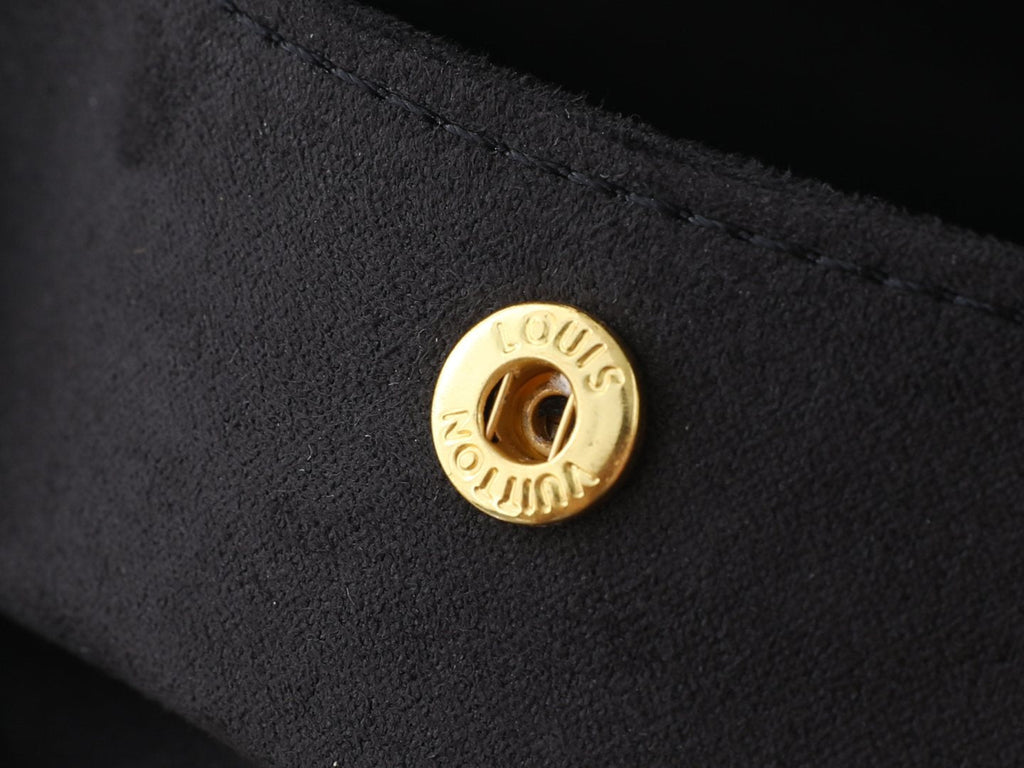 Louis Vuitton Pochette Métis Soft Crossbody Bag — detail
