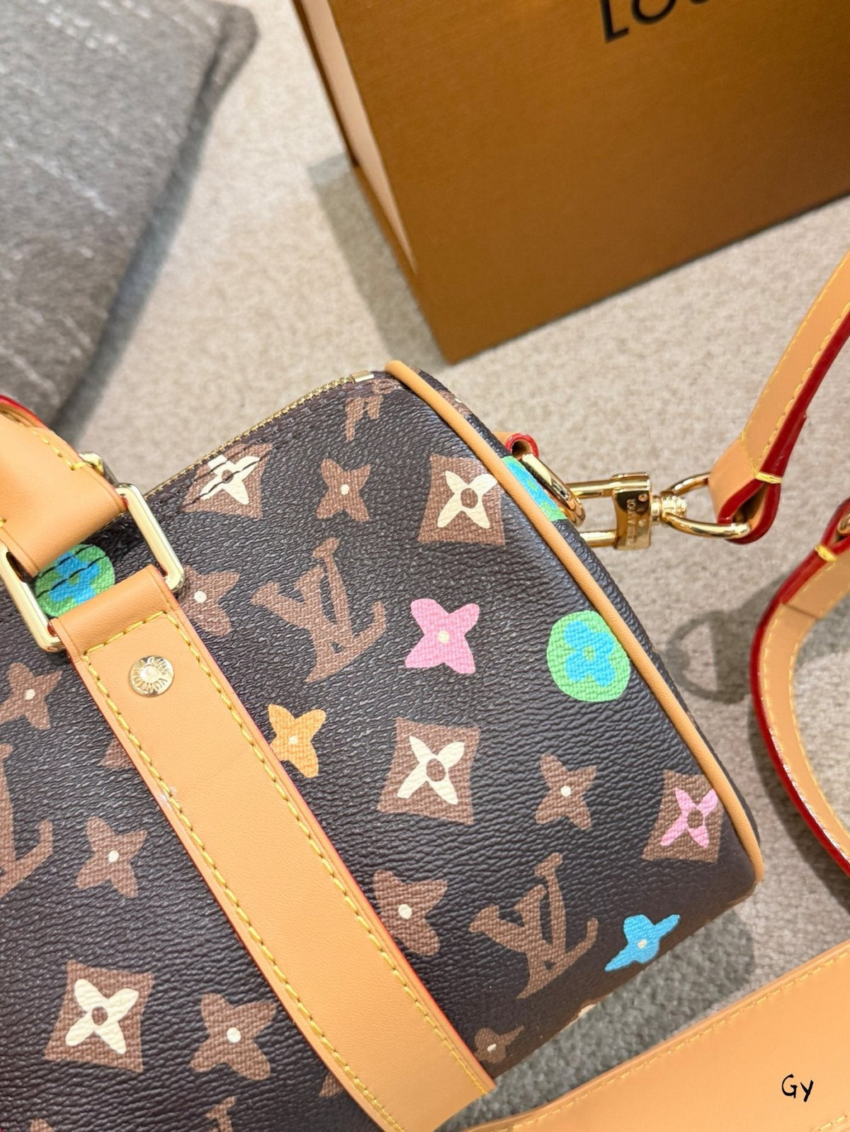 Louis Vuitton Keepall Monogram Multicolore Barrel Bag — detail