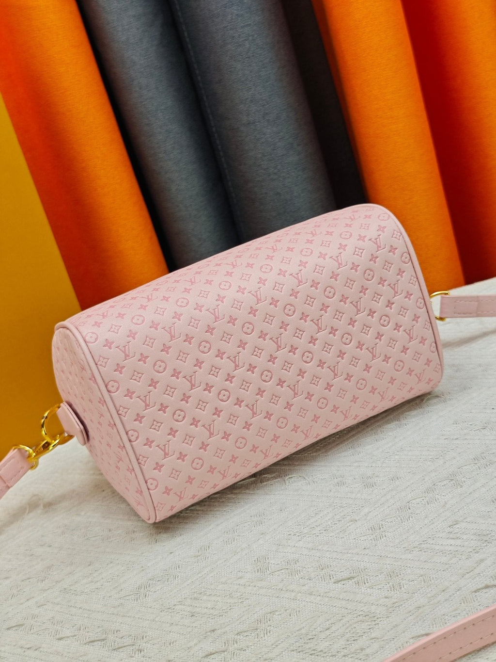 Louis Vuitton Speedy Bandoulière Embossed Monogram Satchel — detail