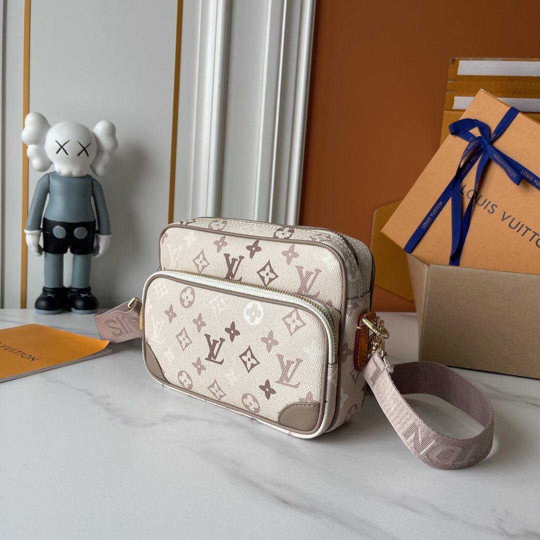 Louis Vuitton Cream Monogram Front-Pocket Messenger Bag — side