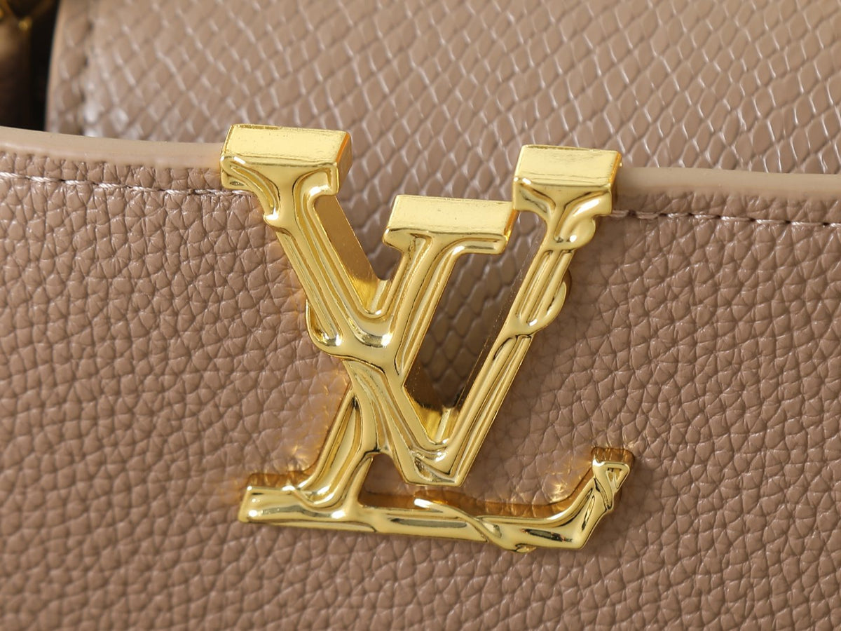 Louis Vuitton Capucines Acanto Sculpted-Handle Bag — detail
