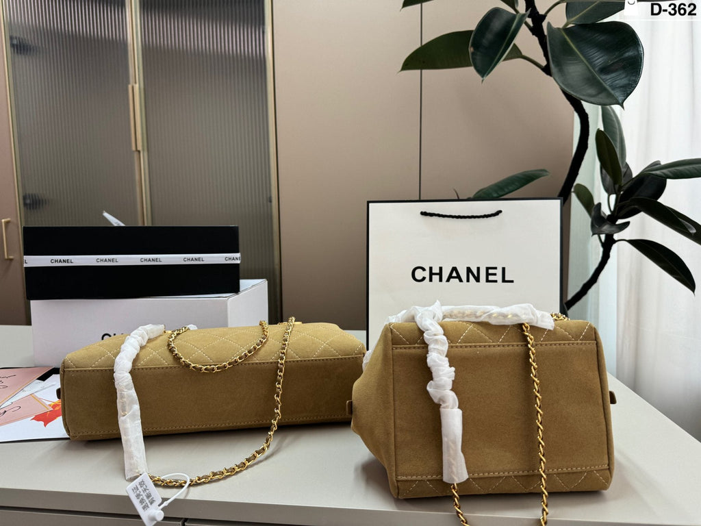 Chanel Diamond-Quilted Chain Baguette Shoulder Bag — comparison
