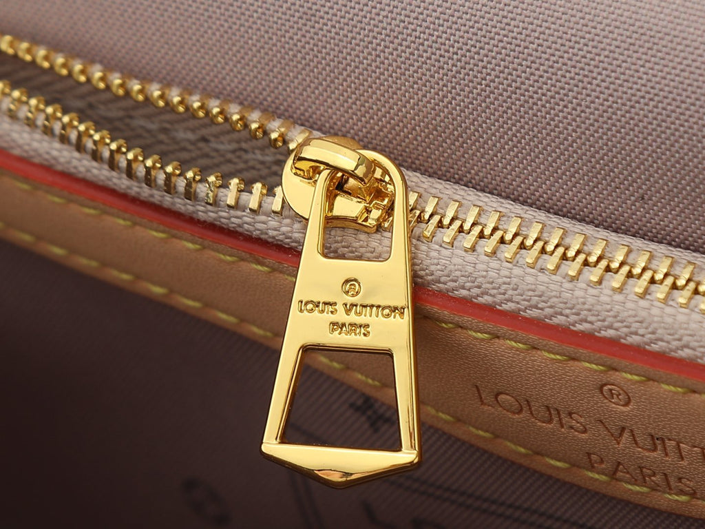 Louis Vuitton Diane Monogram Denim Shoulder Bag — detail